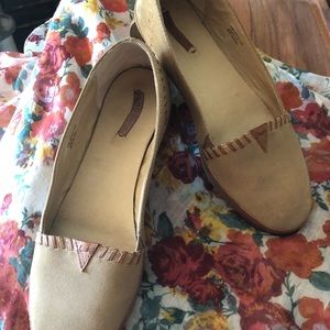 Frye flats size 9.5 (women’s)